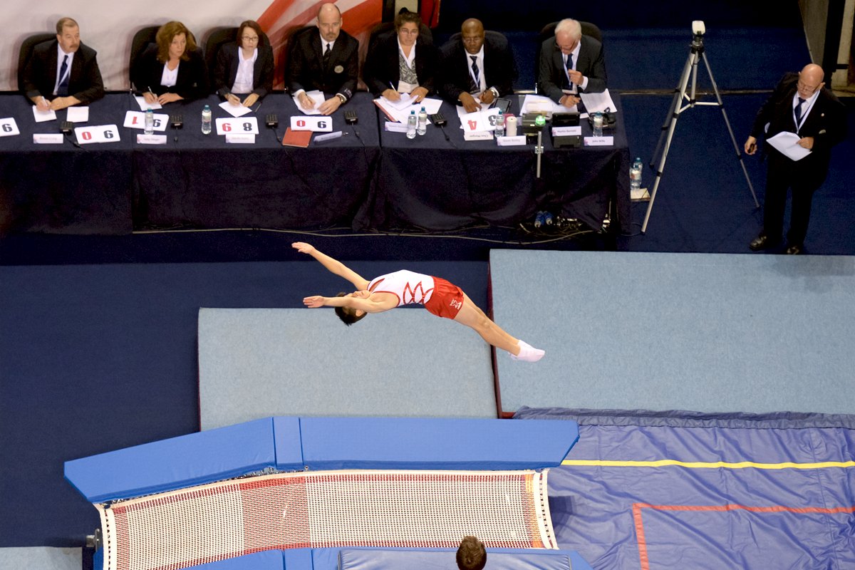 Double Mini Trampoline Club Judge